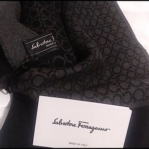 NWT Salvatore Ferragamo Scarf 🧣